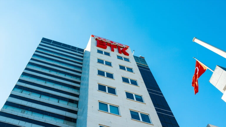 BTK Yeni Telsiz Frekans Kararı: Sektörü Nasıl Etkileyecek?