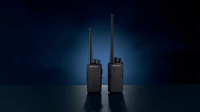 Motorola telsiz anten VHF UHF karsilastirmasi